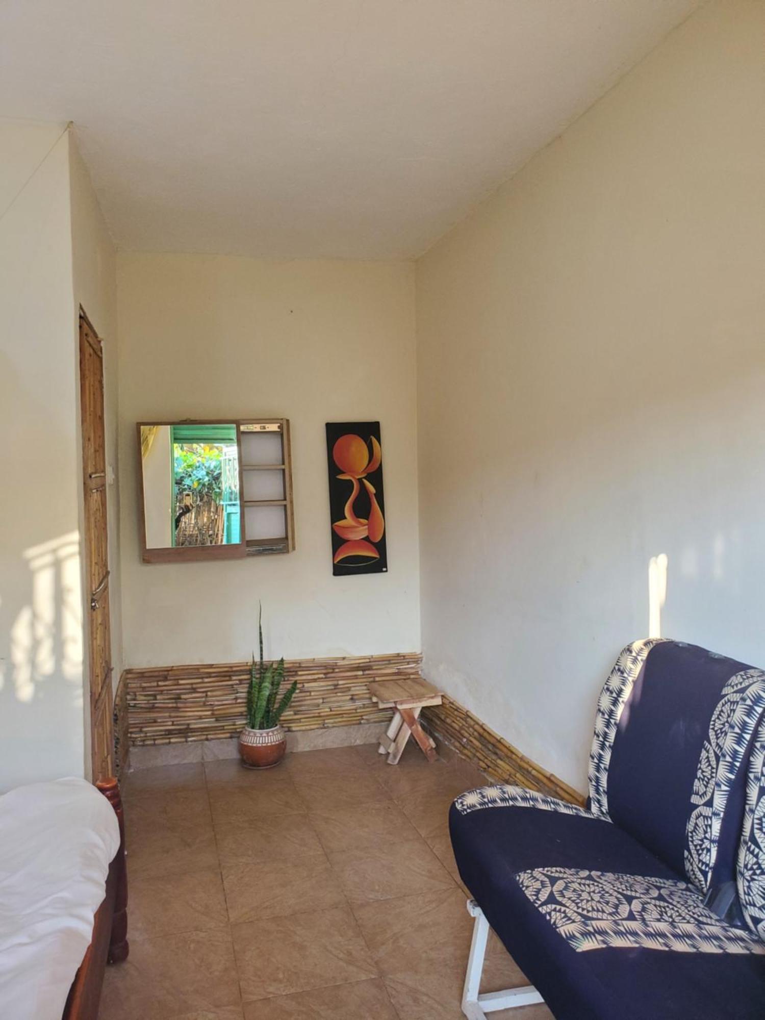 Gaia Eco Hub Bnb Fort Portal Exterior foto