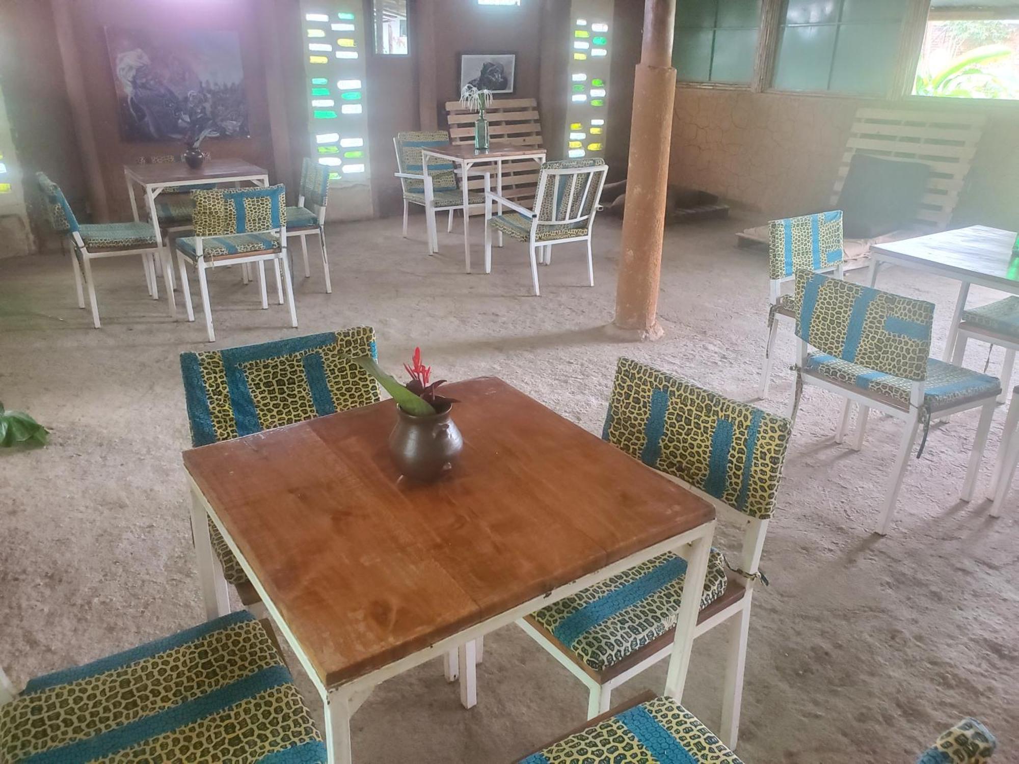 Gaia Eco Hub Bnb Fort Portal Exterior foto