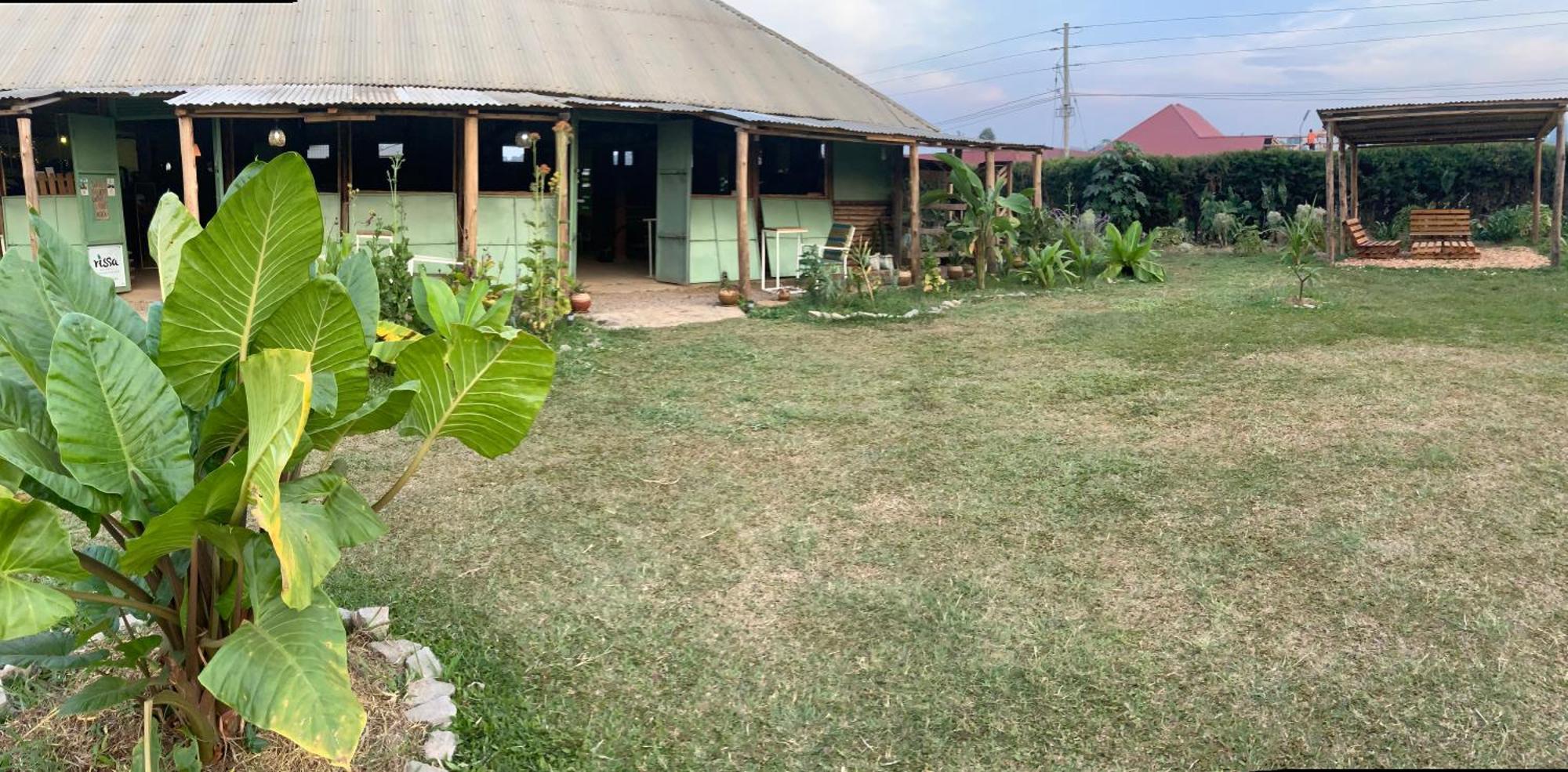 Gaia Eco Hub Bnb Fort Portal Exterior foto